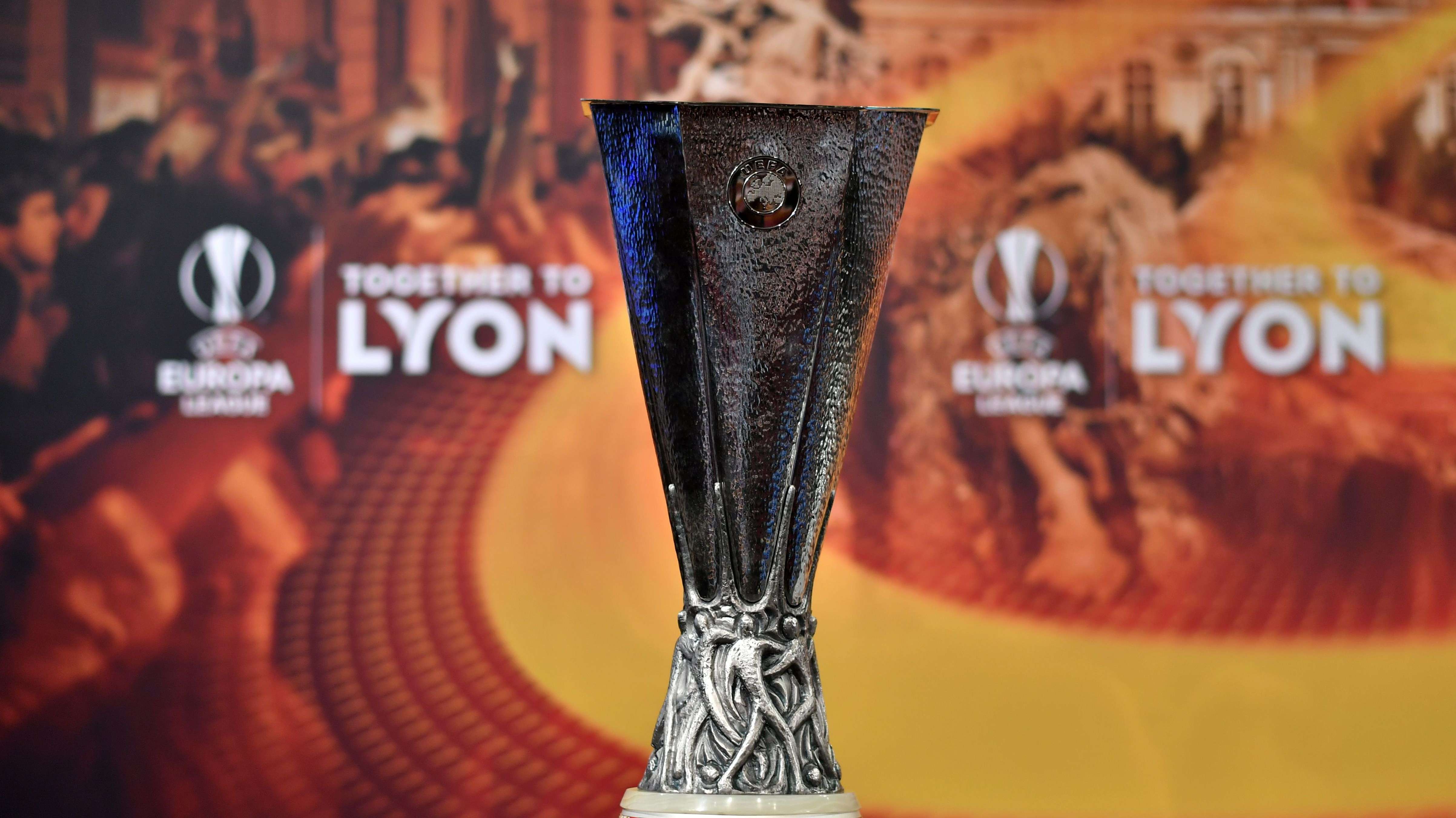 FBL-EUR-C3-DRAW-TROPHY