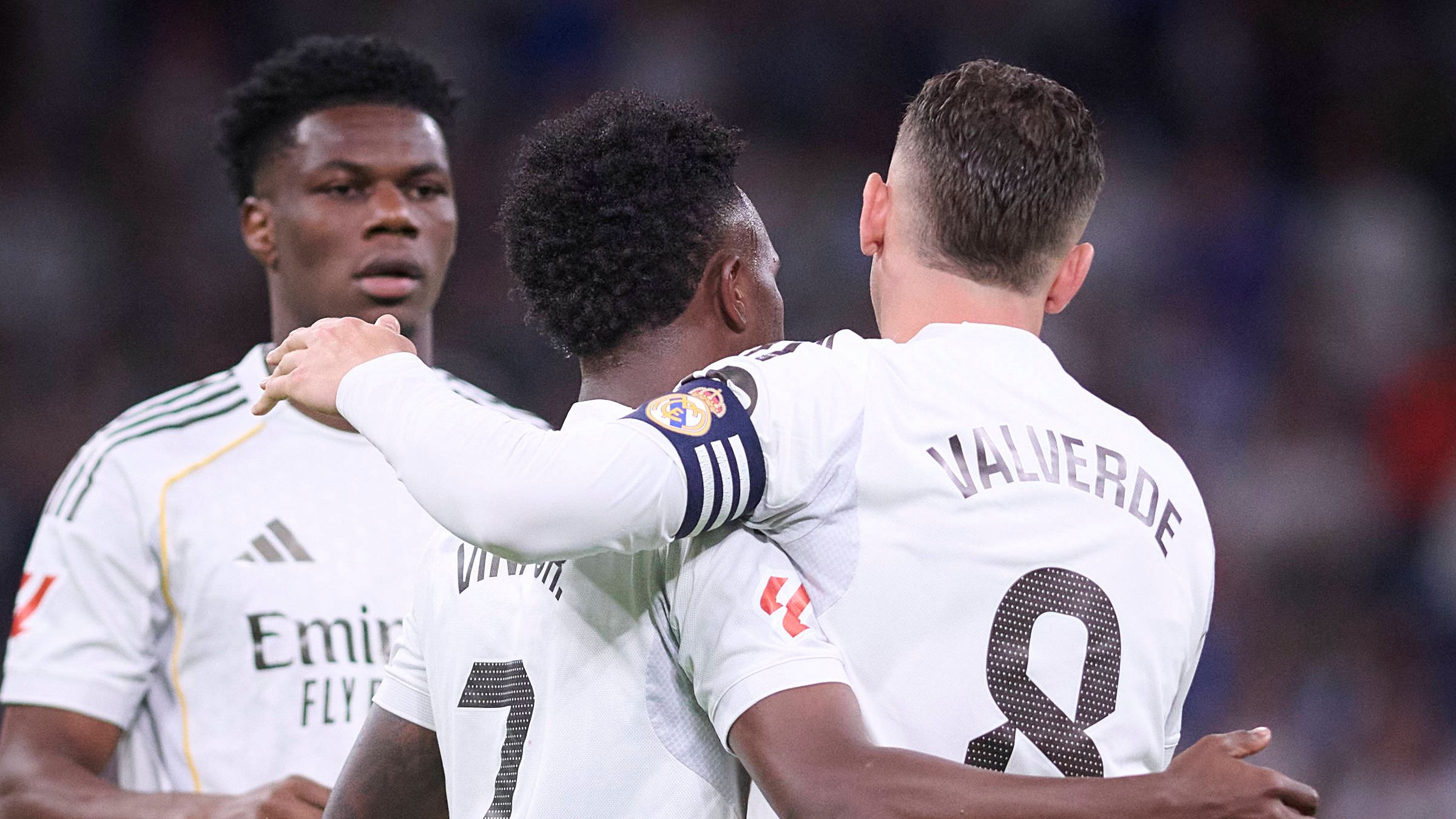 غضب ريال مدريد بعد طرد فينيسيوس وتجاهل فالفيردي في التحكيم