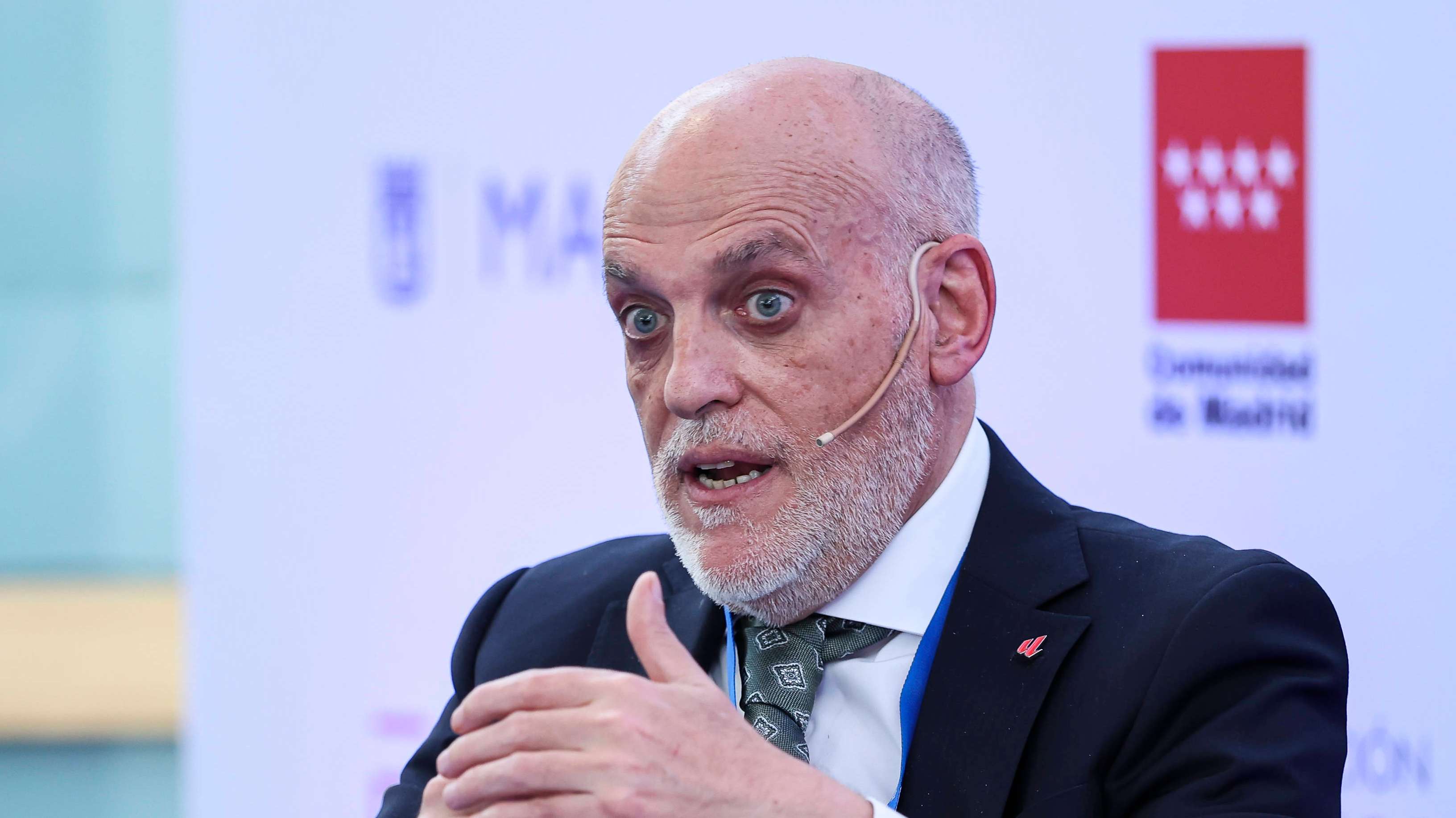 ريال مدريدتيباس يتمسك بمقارنته النازية لقناة ريال مدريد: ما أقوله يدرّس في كليات الإعلامالجدل يتجاوز حدود الملاعب07:2817 أكتوبر 2026
