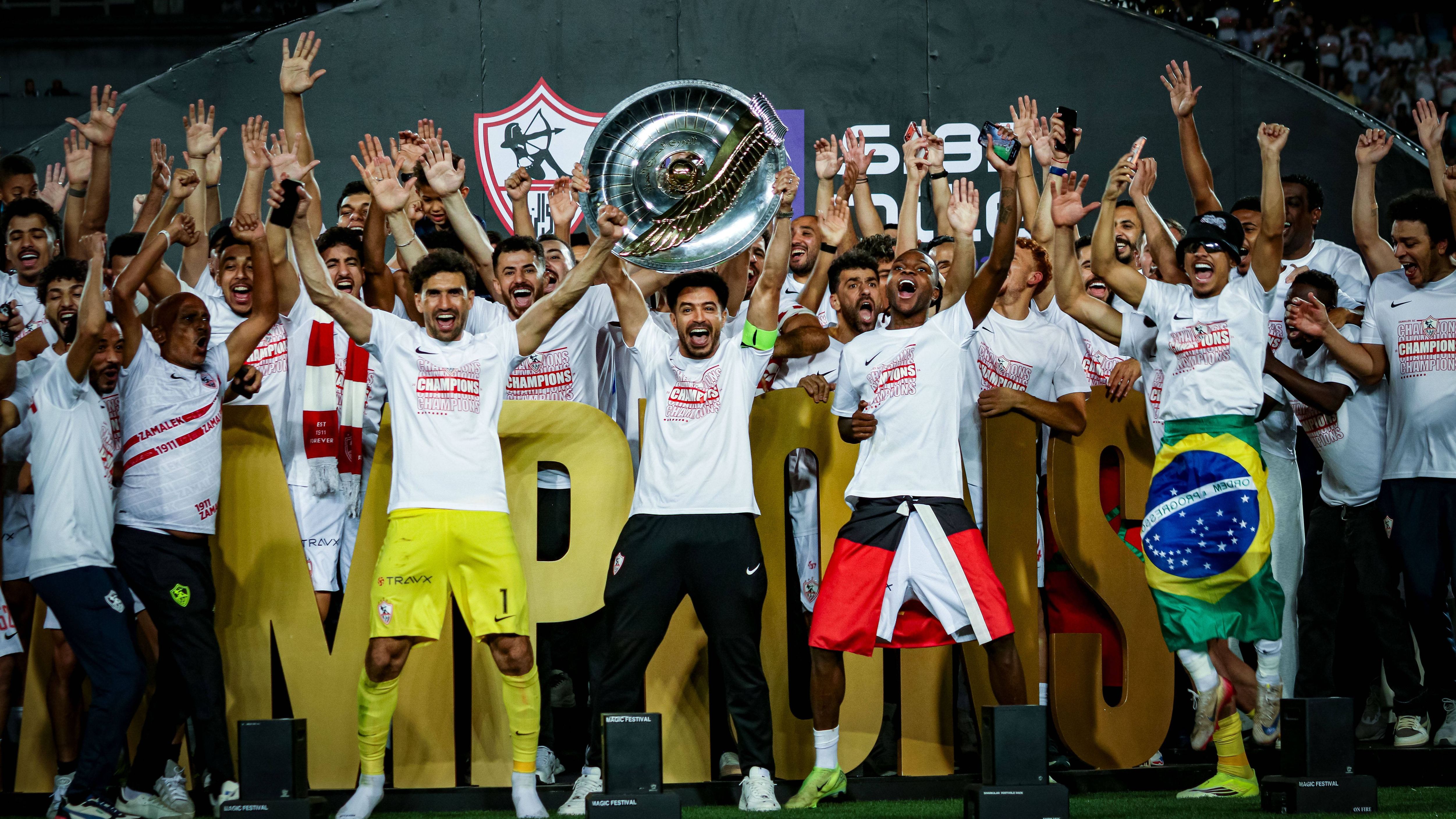 بعد بيان الأهلي.. الزمالك يدافع عن التحكيم ويطالب بكشف عقود جميع اللاعبين
