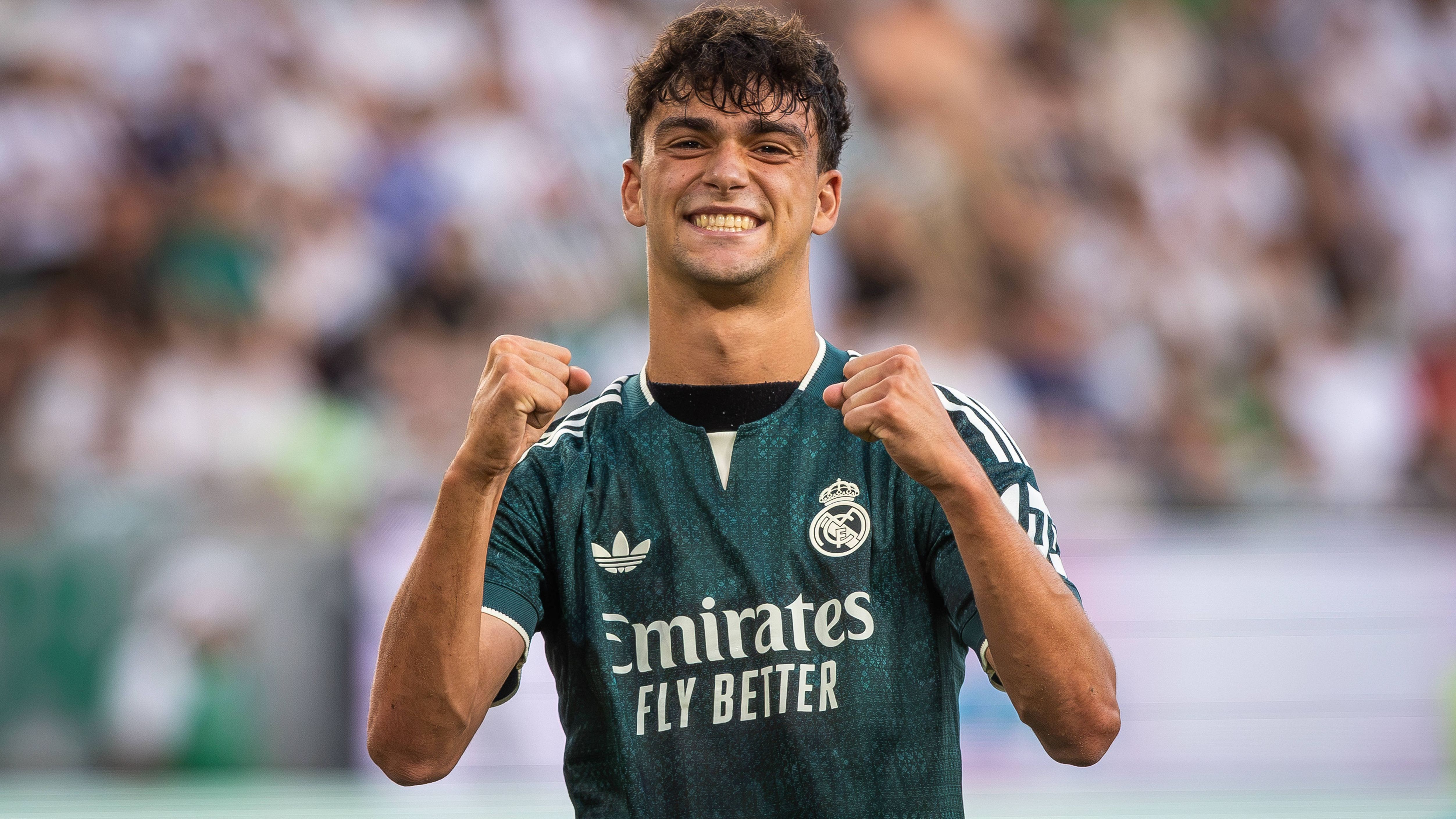 الكاستيا يحل أزمة ريال مدريد الدفاعية