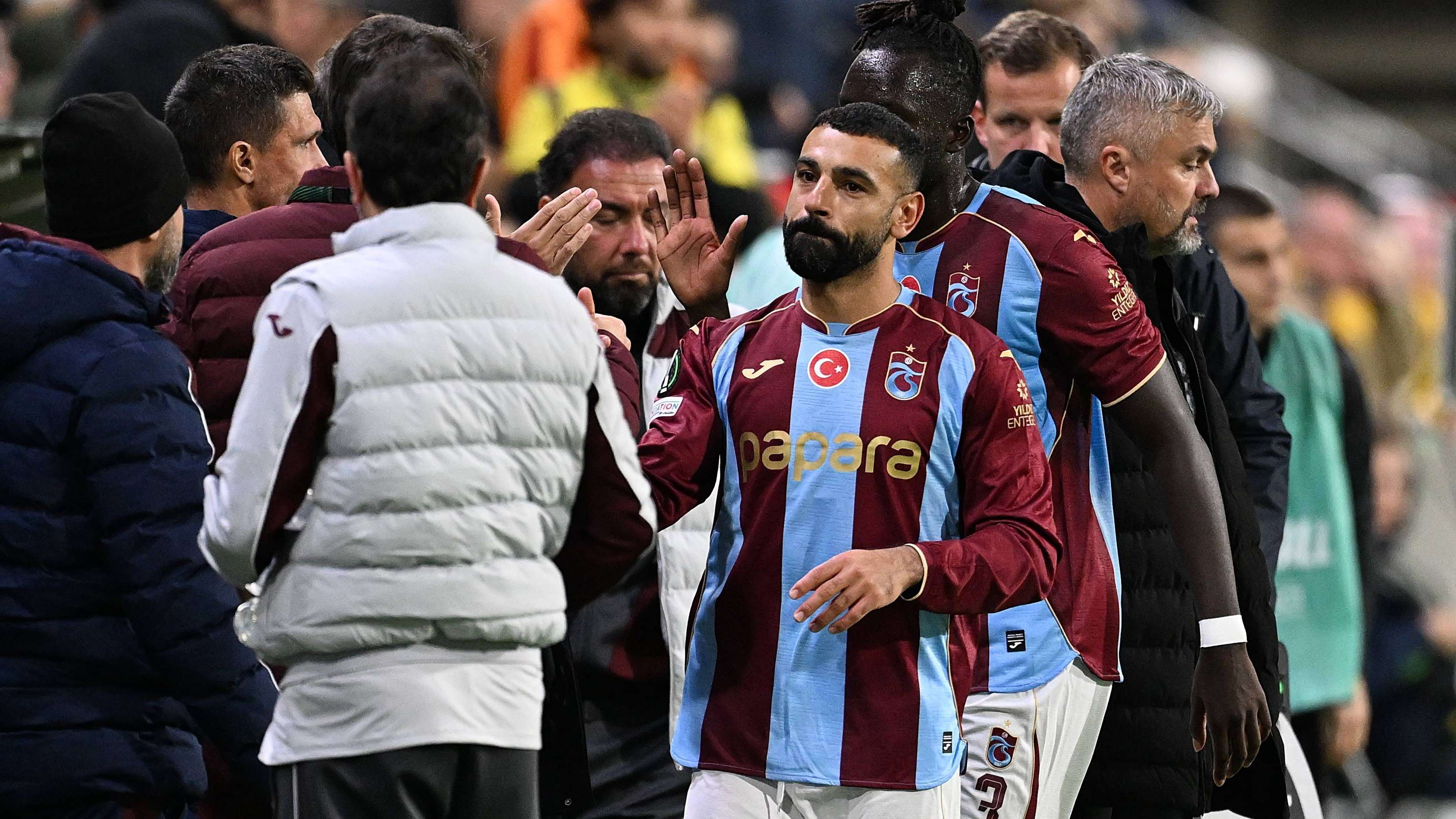 محمد صلاحريس يتغنى بمحمد صلاح: لا يوجد أحد مثله.. وسيقودنا للقب المؤتمرملك طرابزون16:2515 أكتوبر 2026