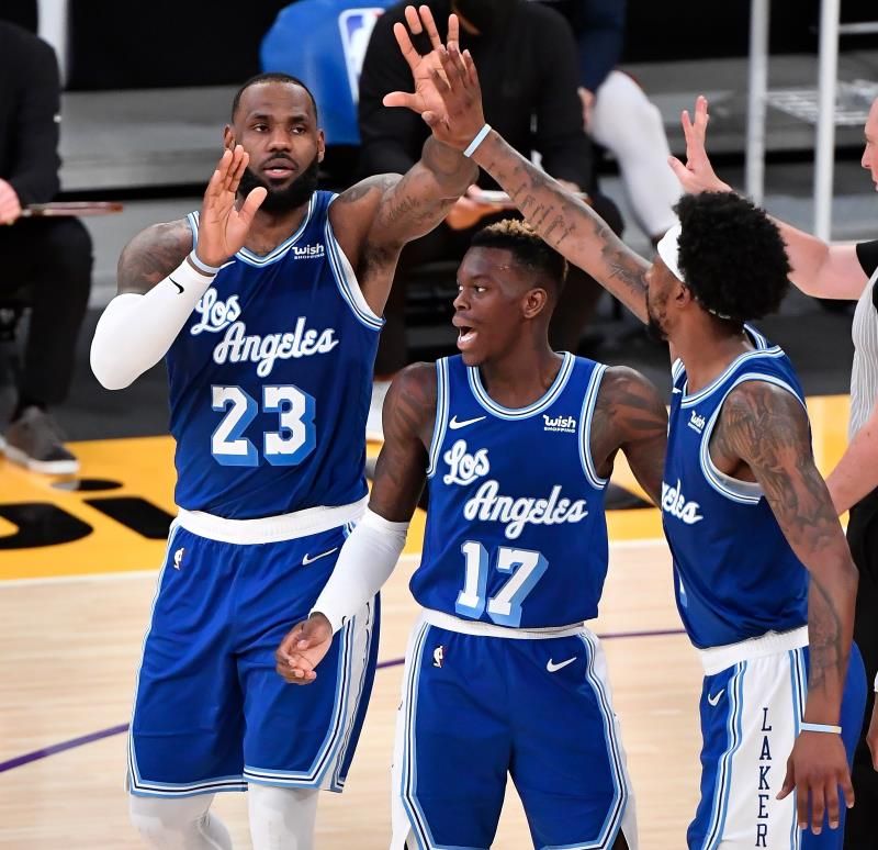 ليبرون جيمس