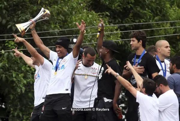 ?i=reuters%2f2012-12-18%2f2012-12-18t155955z_759168110_gm1e8ci1uje01_rtrmadp_3_soccer-club-world_reuters