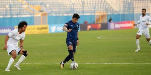 من لقاء بيراميدز والطلائع