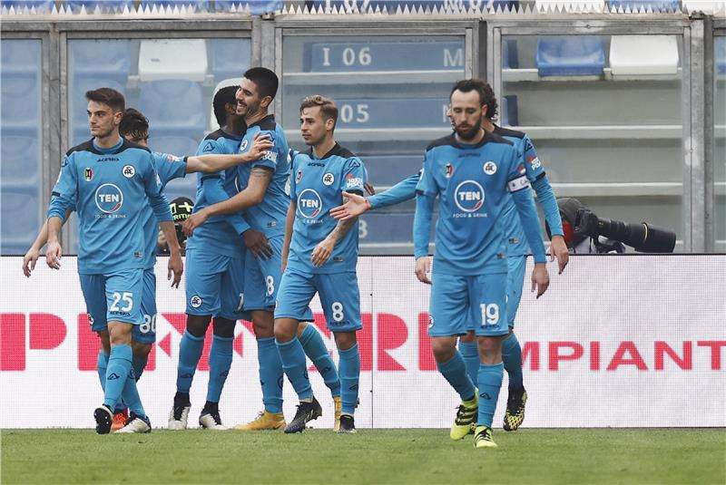 فرحة لاعبي سبيزيا 