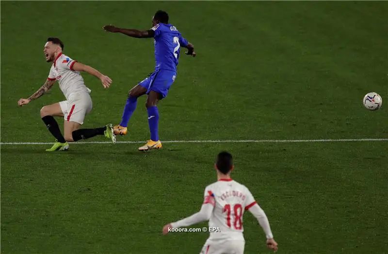 ?i=epa%2fsoccer%2f2021-02%2f2021-02-06%2f2021-02-06-08992598_epa