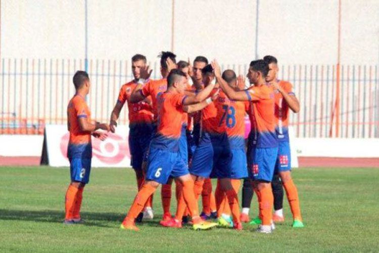 لاعبو أولمبي المدية