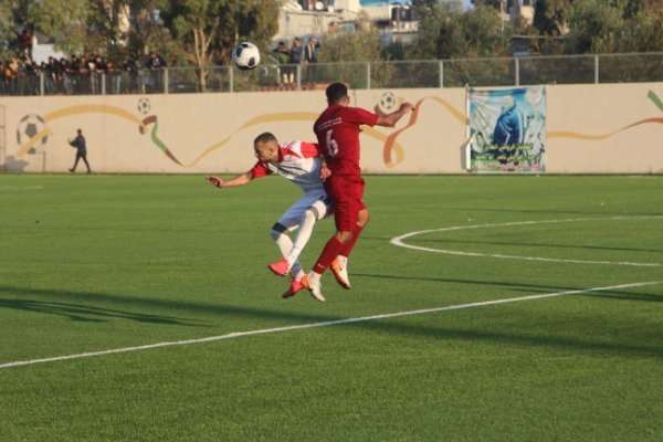 من اللقاء