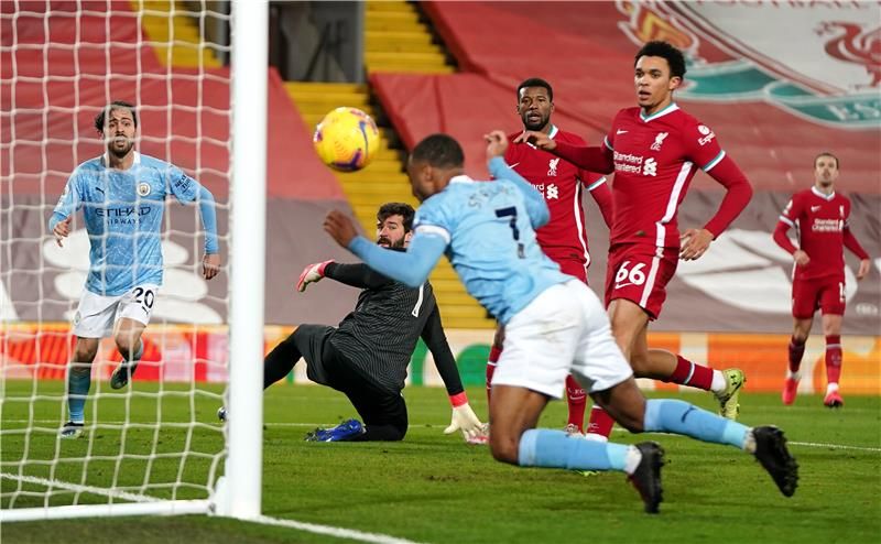 من لقاء السيتي وليفربول