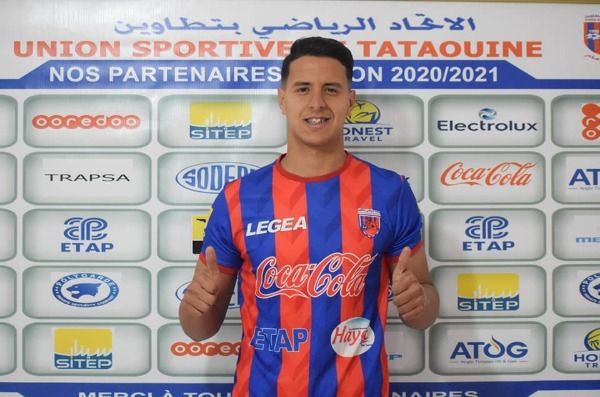 بعد توقيع العقود