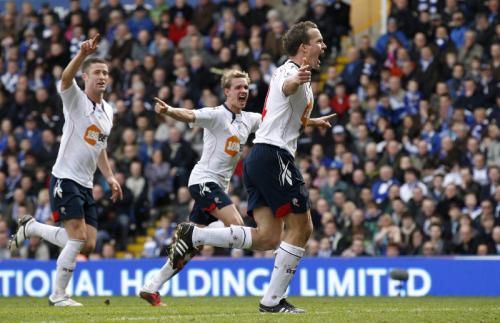 2011-03-122011-03-12t144352z_01_dst09_rtridsp_3_soccer-england-cup_reuters