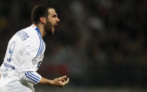 2011-03-122011-03-12t183711z_01_vak06_rtridsp_3_soccer-france_reuters