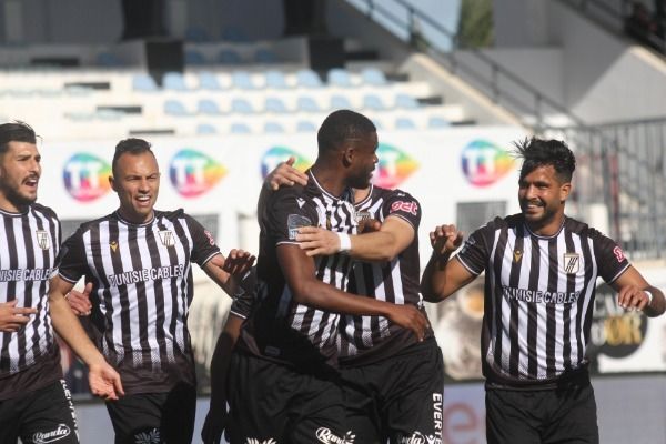 لاعبو الصفاقسي 