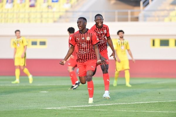 من مباراة الجزيرة واتحاد كلباء