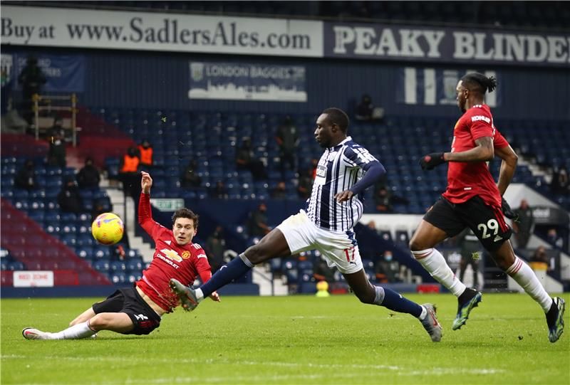 وست بروميتش ومانشستر يونايتد