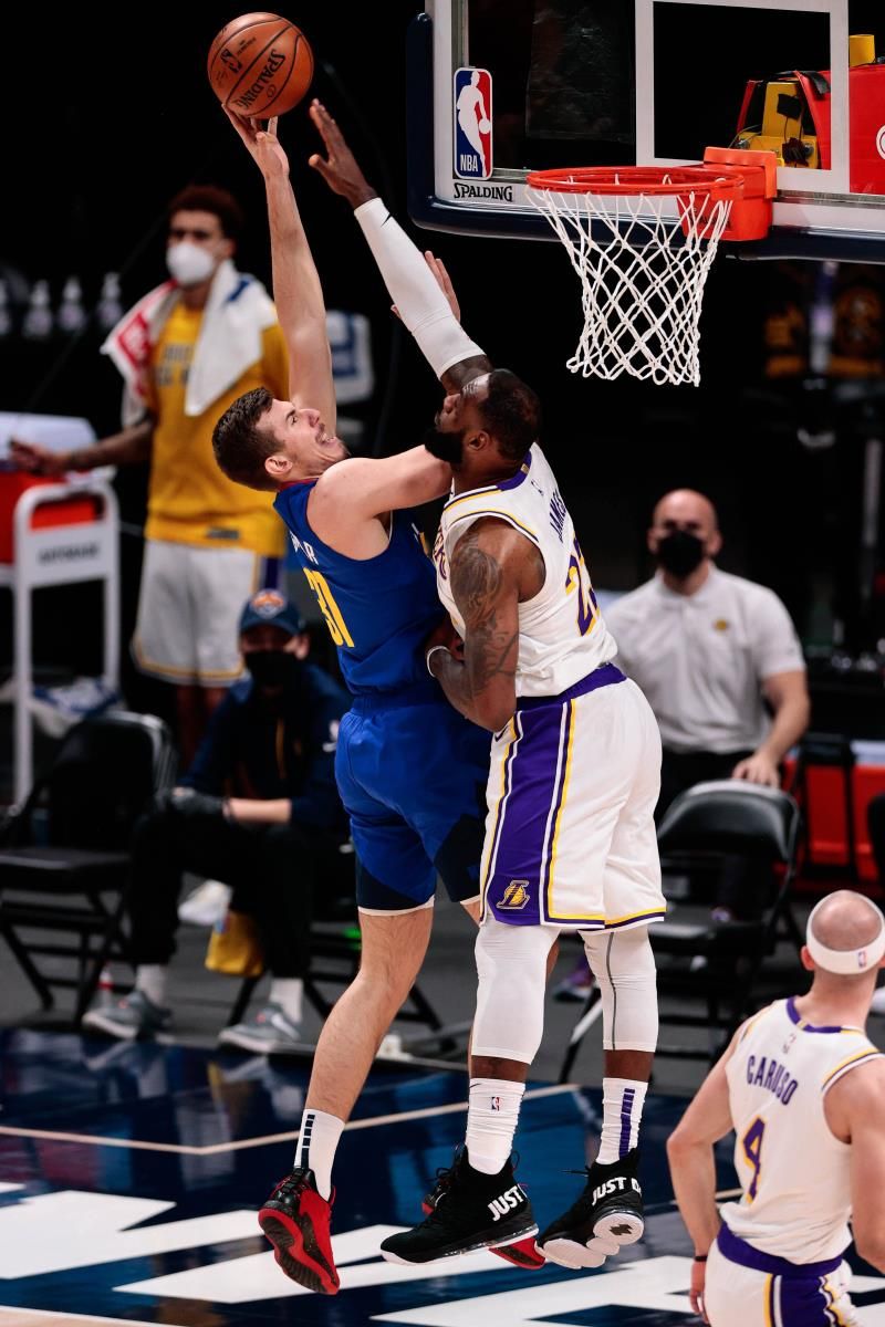 2021-02-15t062900z_13711949_mt1usatoday15576971_rtrmadp_3_nba-los-angeles-lakers-at-denver-nuggets_reuters
