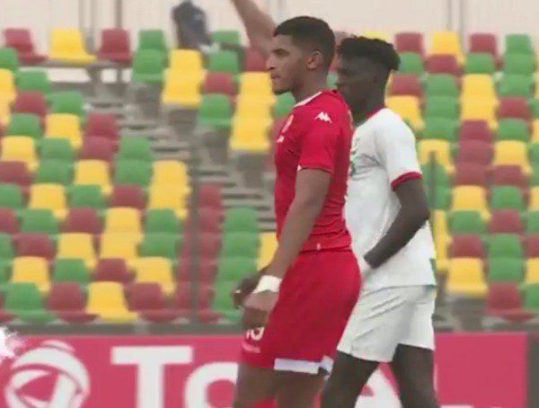 من مباراة تونس وبوركينافاسو 