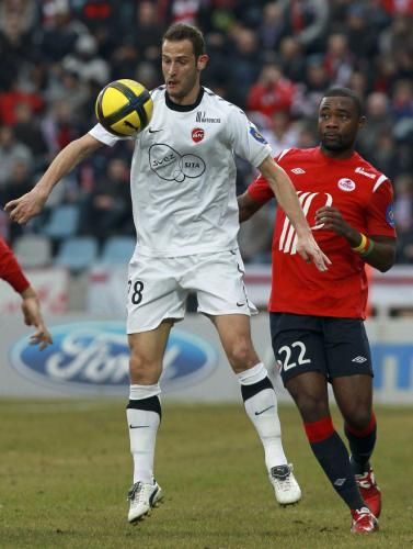 2011-03-132011-03-13t180158z_01_lil105_rtridsp_3_soccer-france_reuters