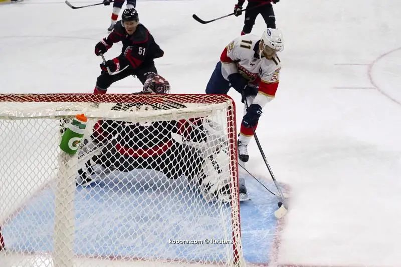 ?i=reuters%2f2021-02-18%2f2021-02-18t020424z_150103870_mt1usatoday15588931_rtrmadp_3_nhl-florida-panthers-at-carolina-hurricanes_reuters