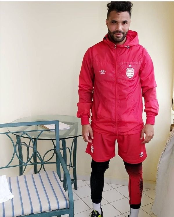 هشام  شريف الوزاني