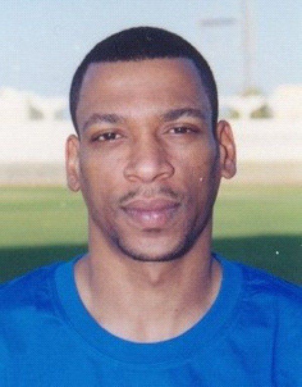 فيصل عبد العزيز