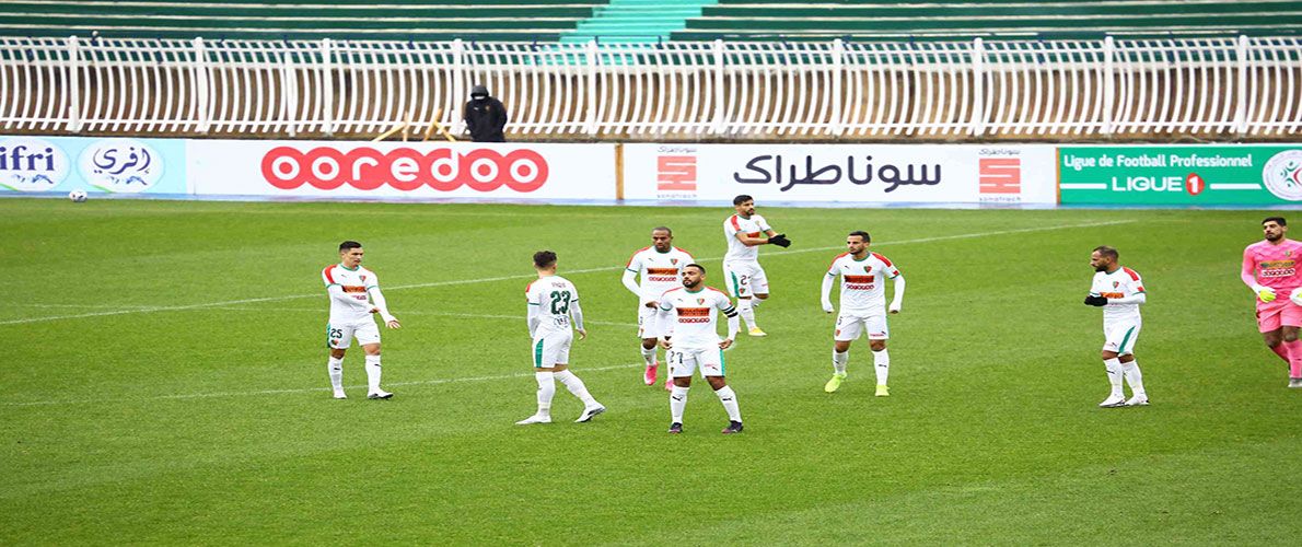  لاعبو مولودية الجزائر