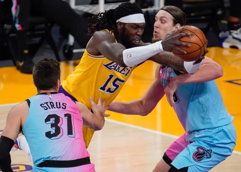 2021-02-21t033927z_1067858320_mt1usatoday15606388_rtrmadp_3_nba-miami-heat-at-los-angeles-lakers_reuters