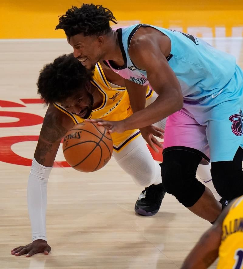 2021-02-21t041400z_1575831590_mt1usatoday15606505_rtrmadp_3_nba-miami-heat-at-los-angeles-lakers_reuters