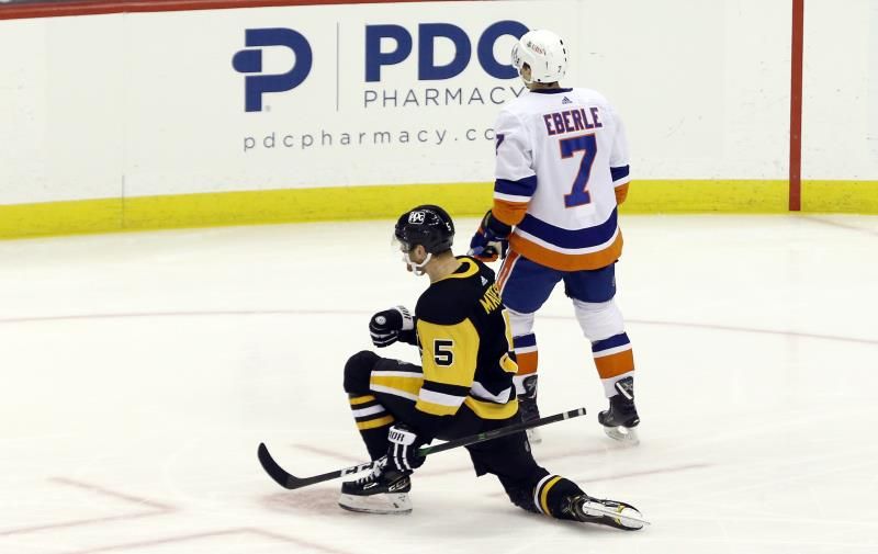 2021-02-21t030241z_725788242_mt1usatoday15606138_rtrmadp_3_nhl-new-york-islanders-at-pittsburgh-penguins_reuters