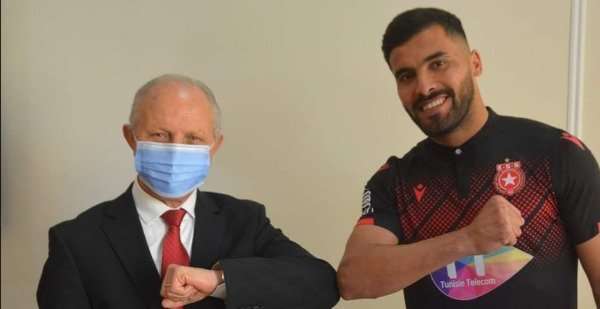 بن عيادة مع رئيس النجم الساحلي