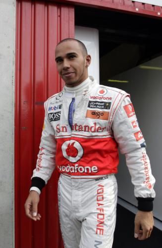 2011-02-212011-02-21t190259z_01_bar113_rtridsp_3_motor-racing_reuters