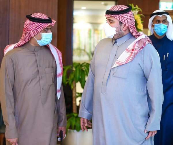 من الانتخابات