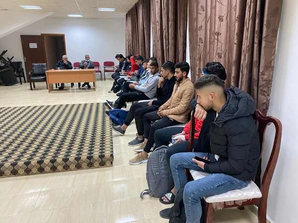 إدارة السموع تلتقي اللاعبين