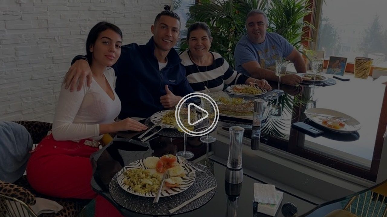 رونالدو وعائلته