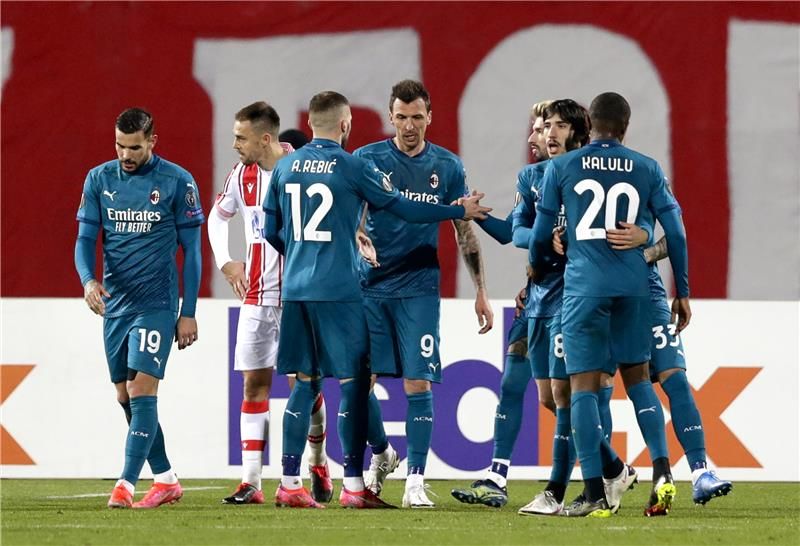 لاعبو ميلان