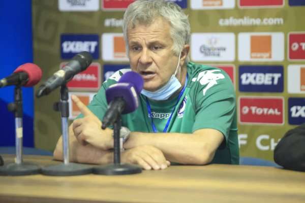 زوران مانولوفيتش