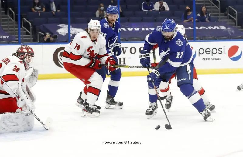 ?i=reuters%2f2021-02-24%2f2021-02-24t235643z_1755873017_mt1usatoday15624364_rtrmadp_3_nhl-carolina-hurricanes-at-tampa-bay-lightning_reuters