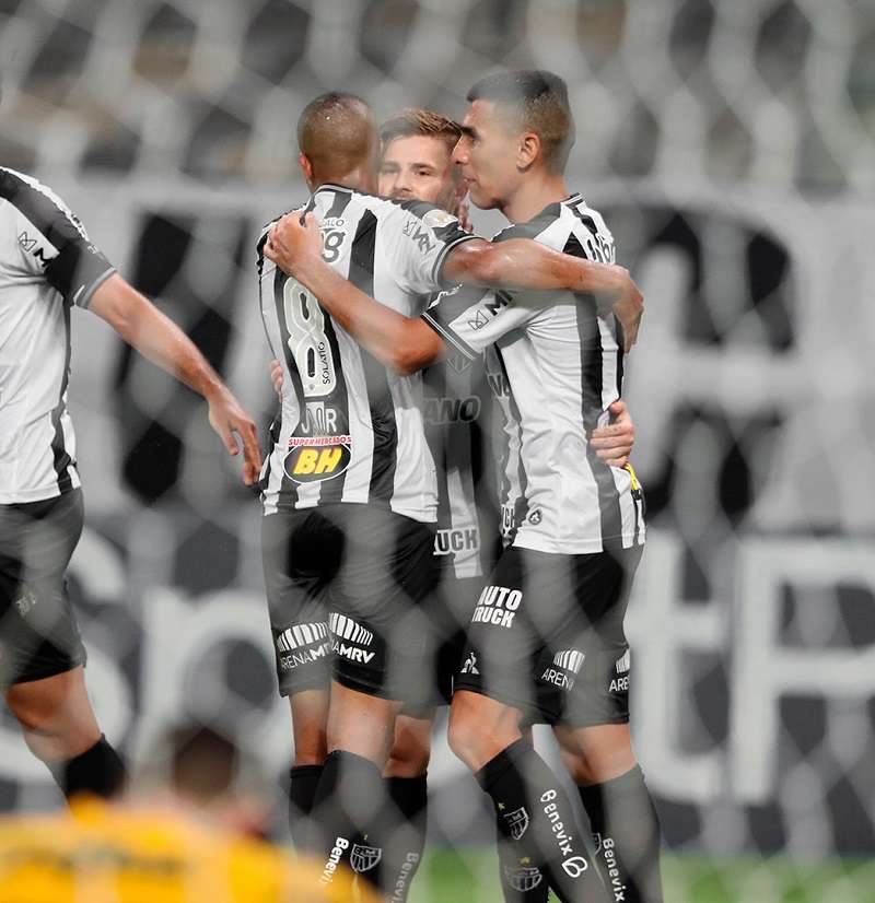 فرحة لاعبي أتلتيكو مينيرو