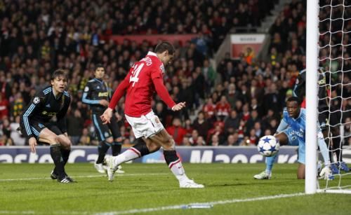 2011-03-152011-03-15t200352z_01_pnn04_rtridsp_3_soccer-champions_reuters
