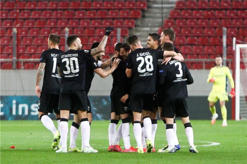 لاعبو بنفيكا