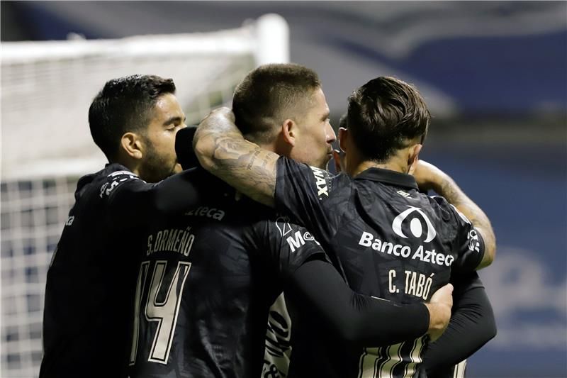 لاعبو بويبلا