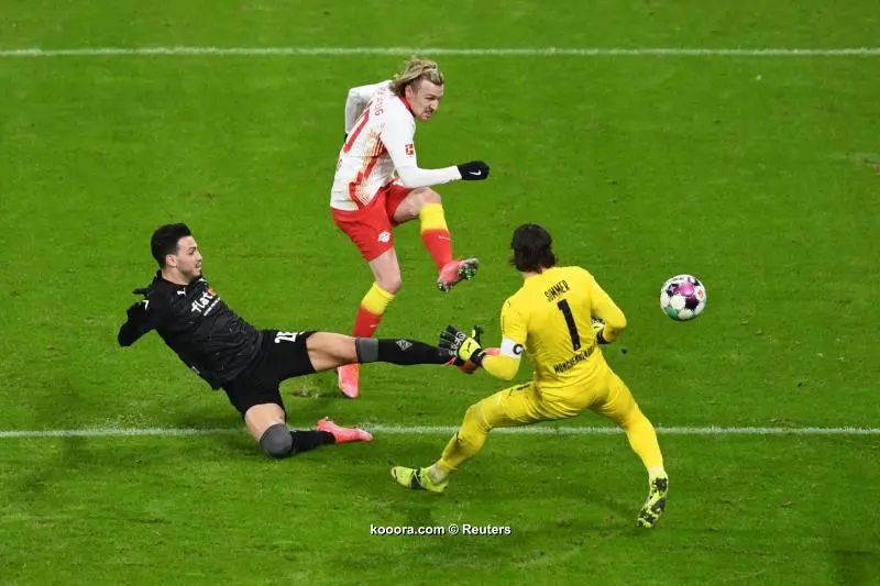 ?i=reuters%2f2021-02-27%2f2021-02-27t193440z_771662452_up1eh2r1idsjs_rtrmadp_3_soccer-germany-rbl-bmg-report_reuters