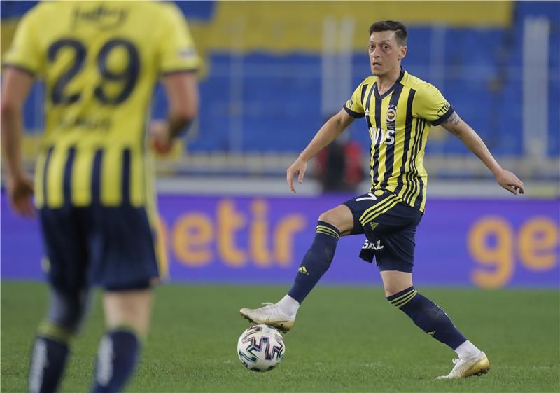 أوزيل من مباراة اليوم