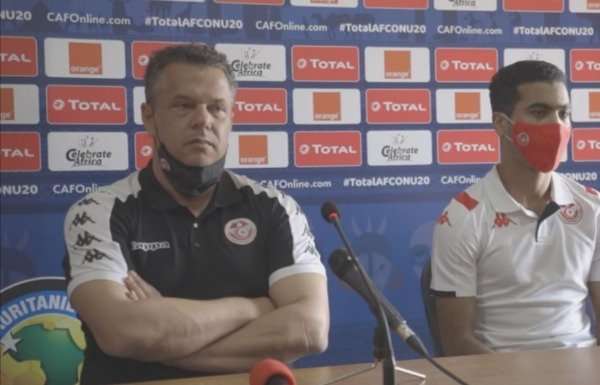 من المؤتمر الصحفي