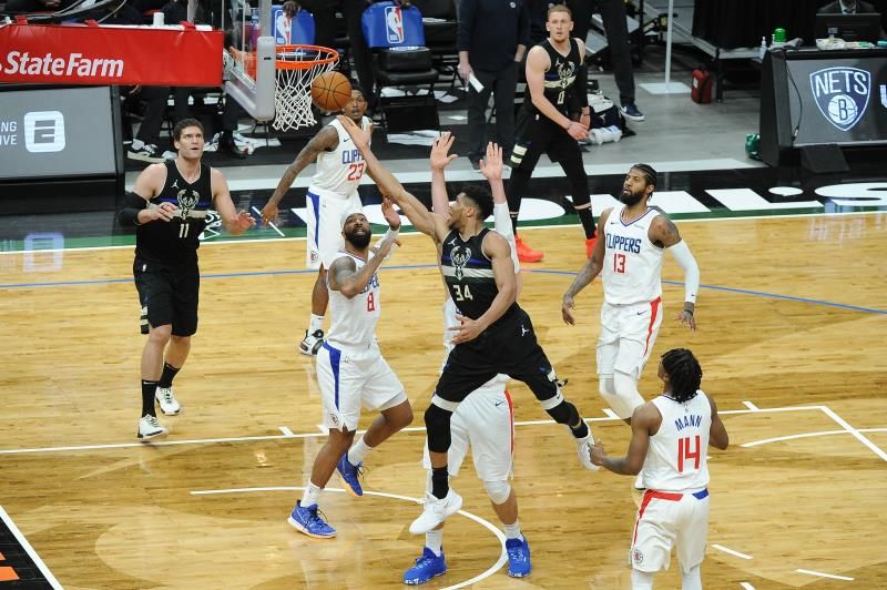 2021-02-28t223805z_1111457144_mt1usatoday15647946_rtrmadp_3_nba-los-angeles-clippers-at-milwaukee-bucks_reuters