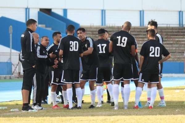 لاعبو المدينة 