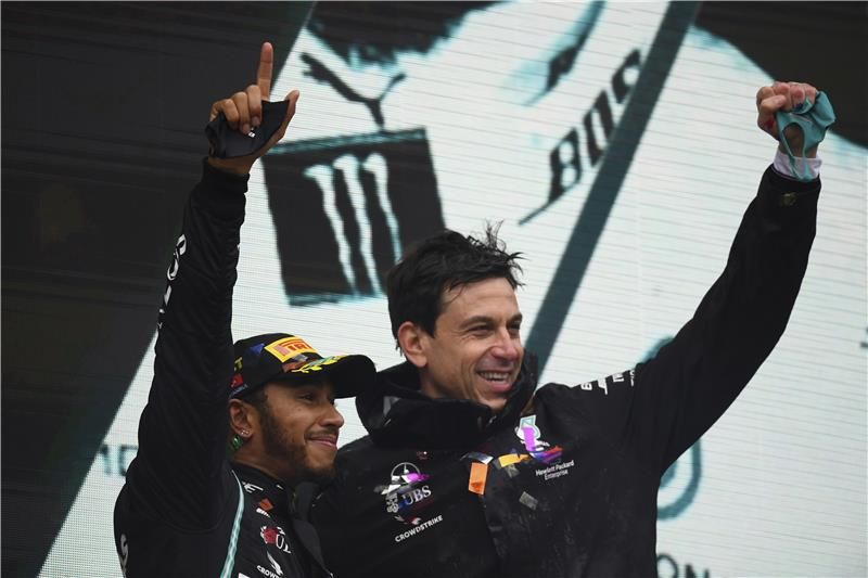 توتو فولف و لويس هاميلتون 