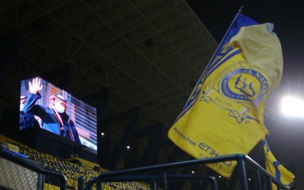 شعار نادي النصر