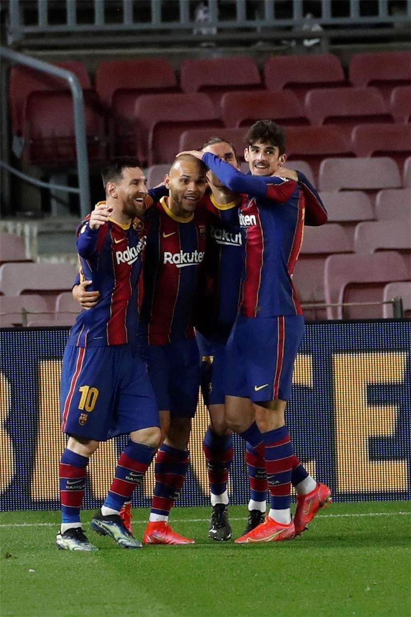 برشلونة